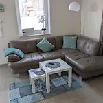 Exklusives Finja Mit Sauna, Garten & Offener Wohnkueche 버헤브
